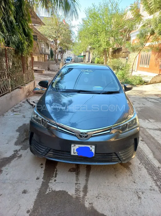 Toyota Corolla 2017 for Sale in Sargodha Image-1