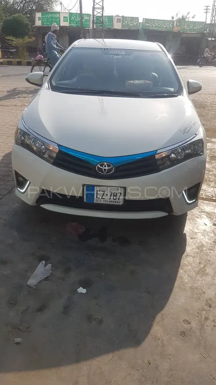 Toyota Corolla 2015 for Sale in Sargodha Image-1