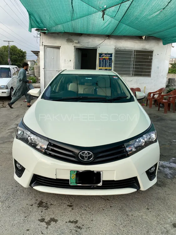 Toyota Corolla 2016 for Sale in Abbottabad Image-1