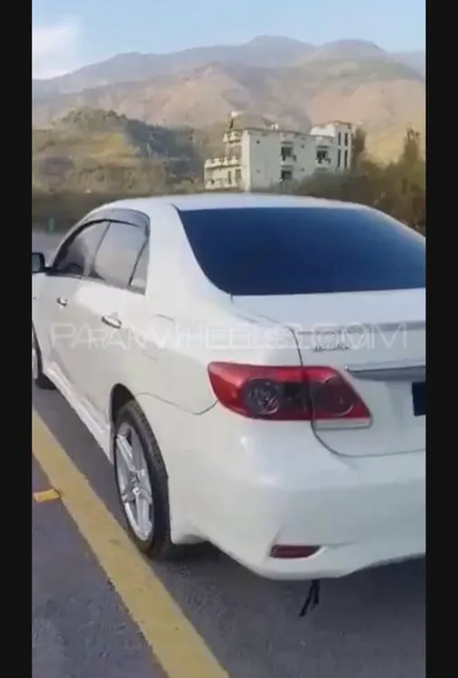 Toyota Corolla 2013 for Sale in Kashmir Image-1