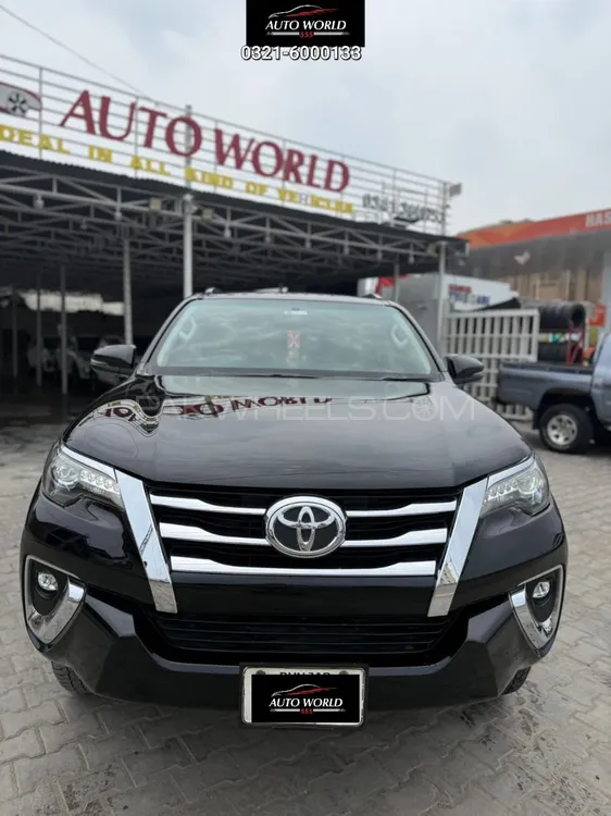 Toyota Fortuner 2020 for Sale in Lahore Image-1