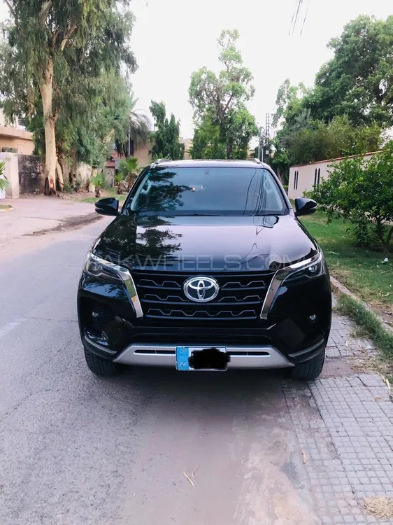 Toyota Fortuner 2022 for Sale in Multan Image-1