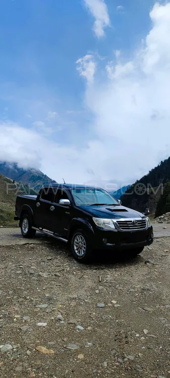 Toyota Hilux 2012 for Sale in Islamabad Image-1