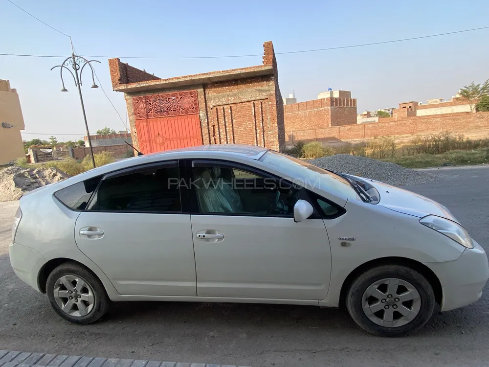 Toyota Prius 2007 for Sale in Faisalabad Image-1