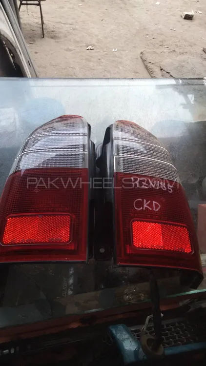 Toyota SURF MODEL 1998-2003 Back light Image-1