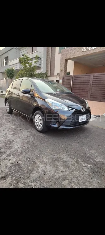 Toyota Vitz 2018 for Sale in Lahore Image-1