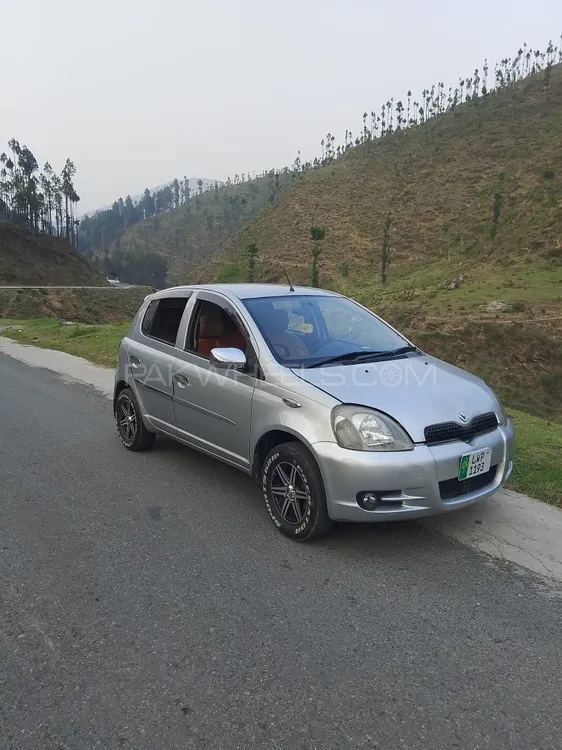 Toyota Vitz 2001 for Sale in Abbottabad Image-1