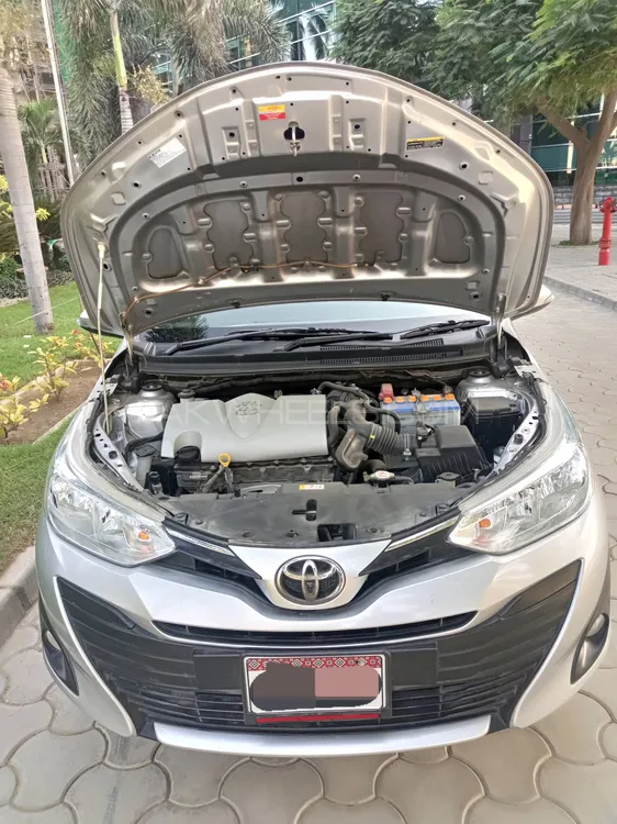 Toyota Yaris Sedan 2021 for Sale in Karachi Image-1