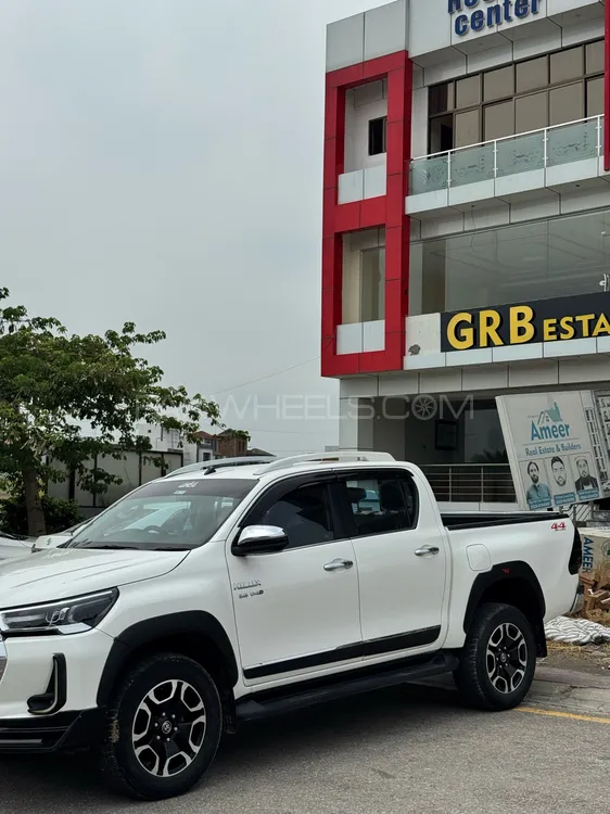 Toyota Hilux 2021 for Sale in Jhelum Image-1