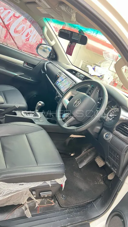 Toyota Hilux 2022 for Sale in Mian Channu Image-1