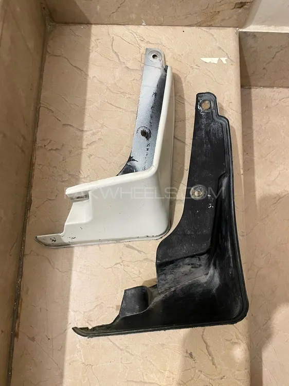 Corolla Front Mudflaps 2014-2025 OEM Paint 045 White (USED) Image-1