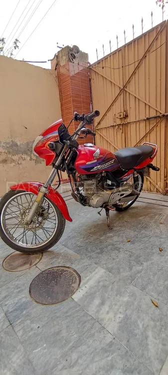 Honda CG 125 Deluxe 2011 for Sale Image-1