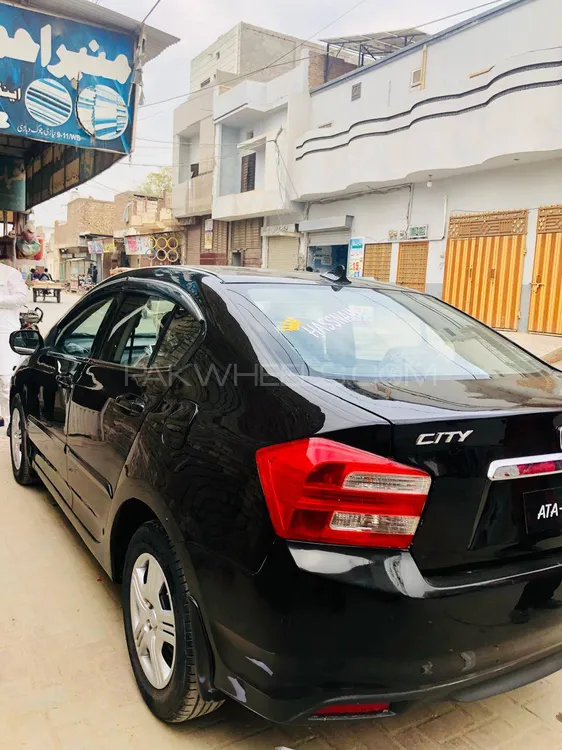 Honda City 2010 for Sale in Vehari Image-1
