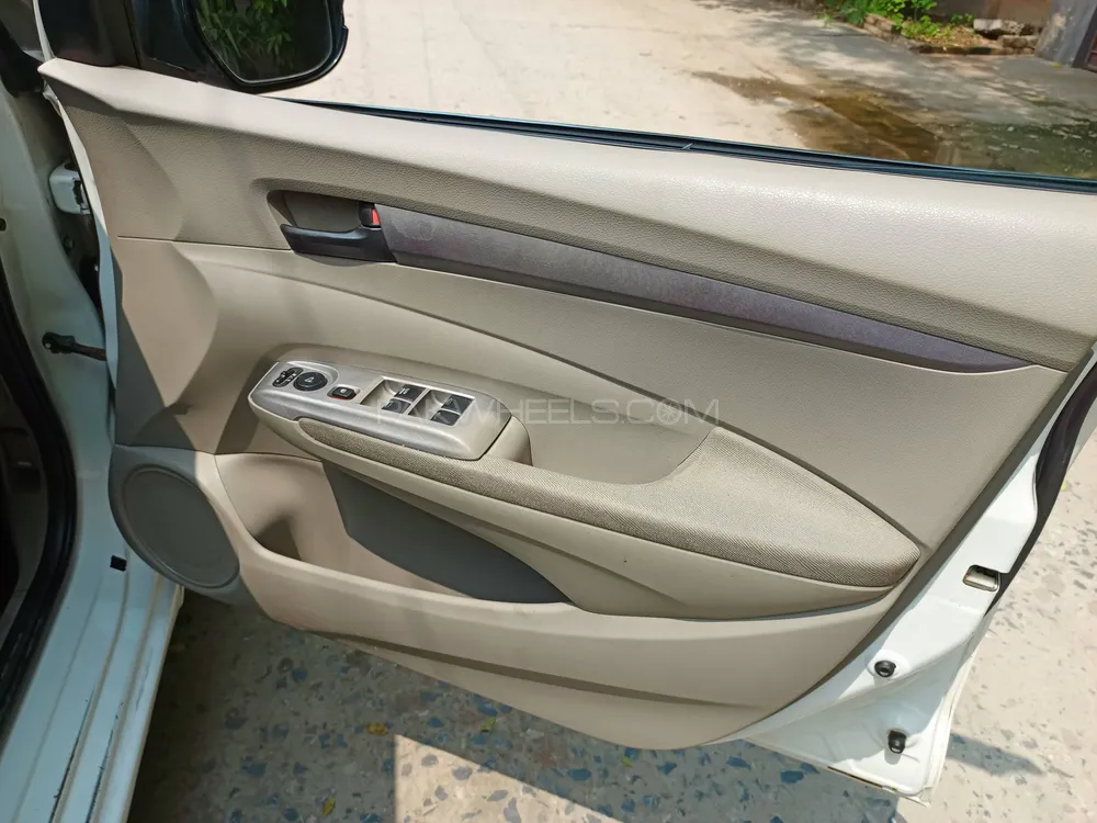 ہونڈا سٹی 2012 for Sale in راولپنڈی ہونڈا سٹی 2012 for Sale in راولپنڈی Image-7