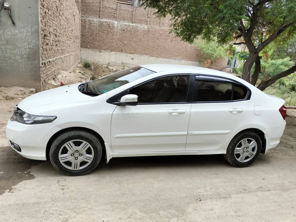 Honda City 2020 for Sale in Faisalabad Image-1