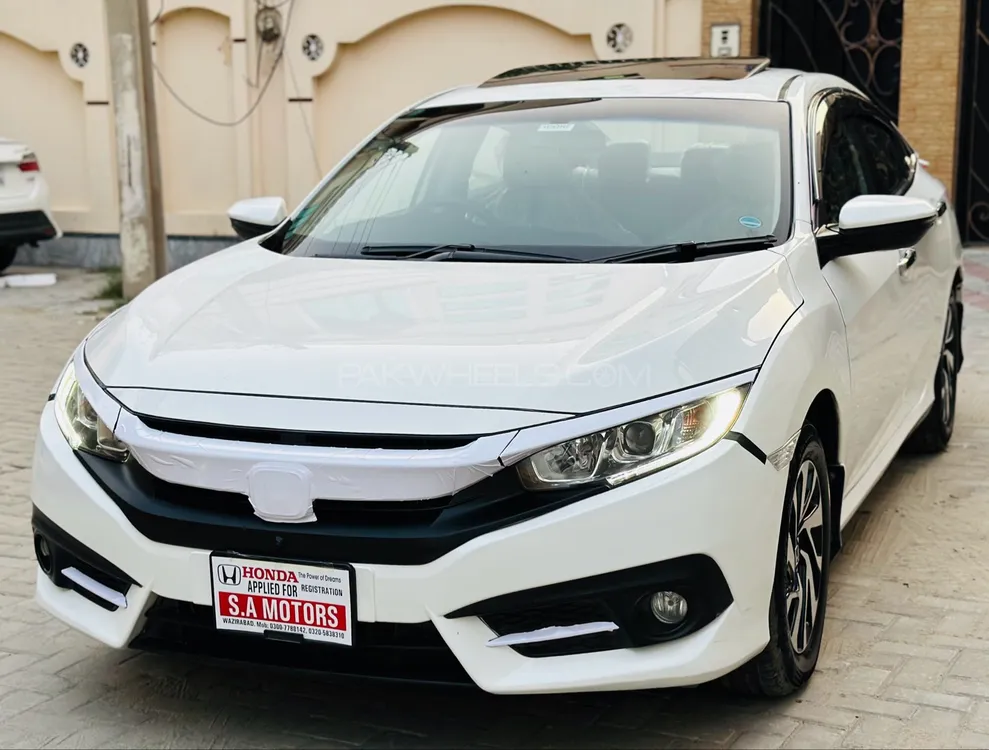 Honda Civic 2017 for Sale in Gujranwala Image-1