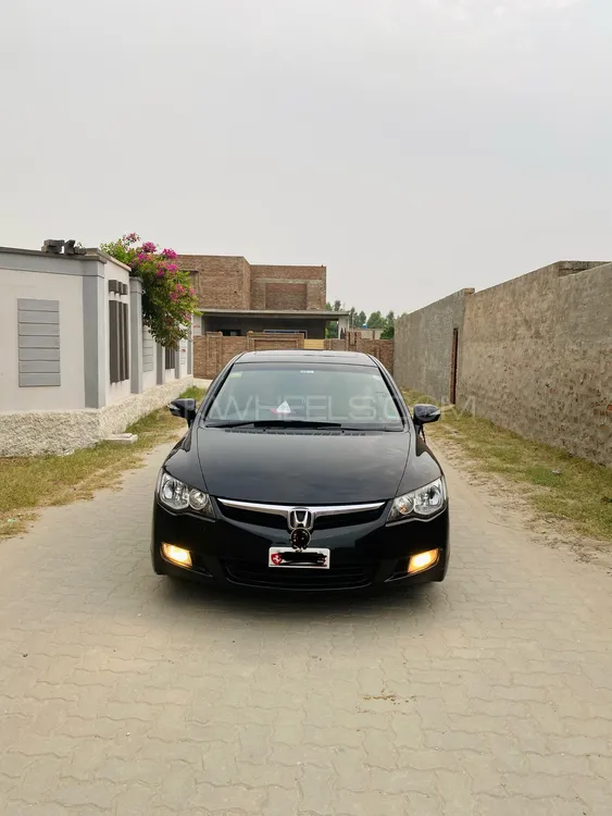 Honda Civic 2009 for Sale in Mian Wali Image-1