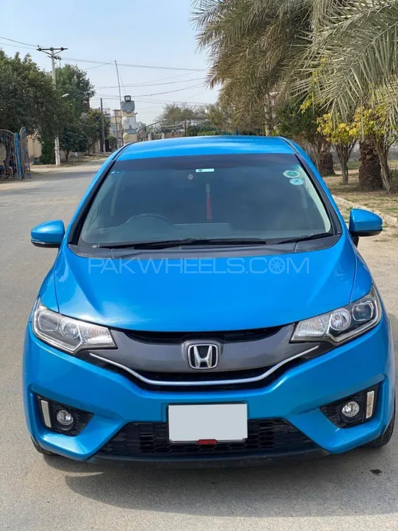 Honda Fit 2015 for Sale in Lahore Image-1