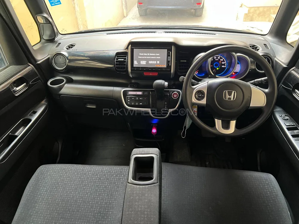 Honda N Box 2015 for Sale in Karachi Image-1