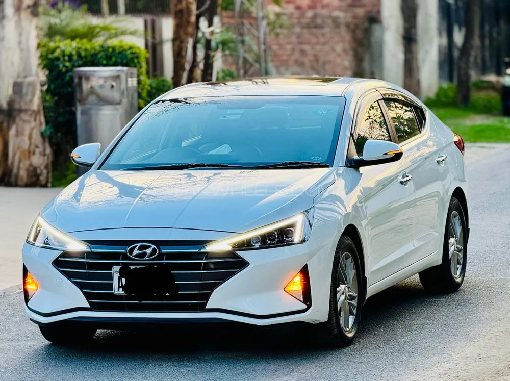 Hyundai Elantra 2022 for Sale in Lahore Image-1