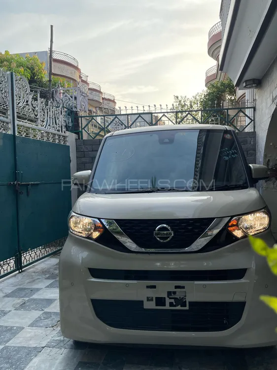 نسان Dayz Roox 2023 for Sale in سیالکوٹ Image-1