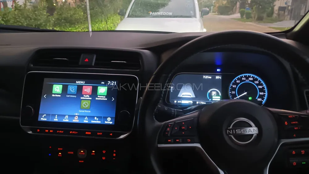 Nissan Leaf 2022 for Sale in Lahore Image-1