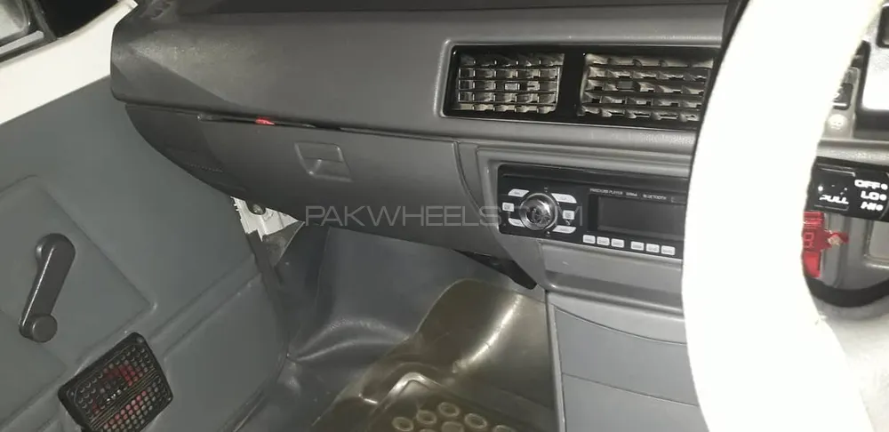 Suzuki Mehran 2017 for Sale in Faisalabad Image-1