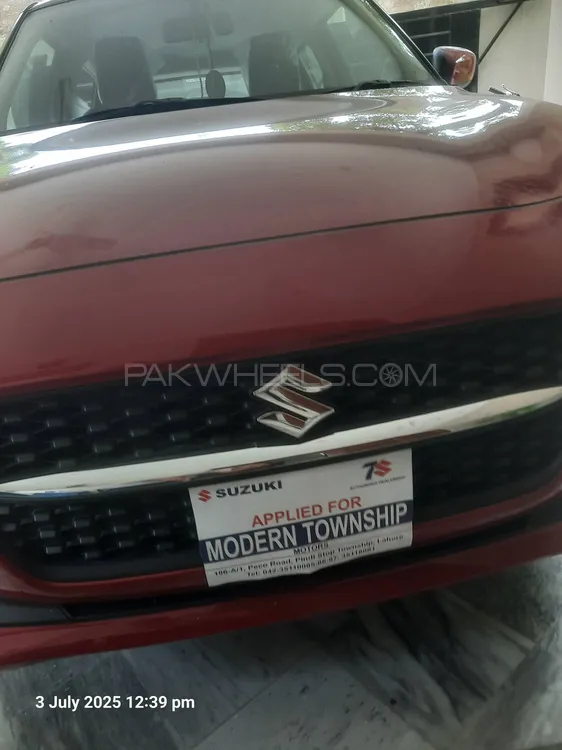 Suzuki Swift 2025 for Sale in Lahore Image-1