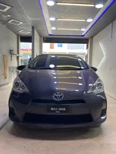 Toyota Aqua S 2013 for Sale