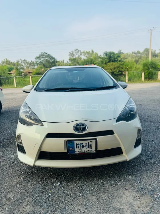 Toyota Aqua 2013 for Sale in Islamabad Image-1
