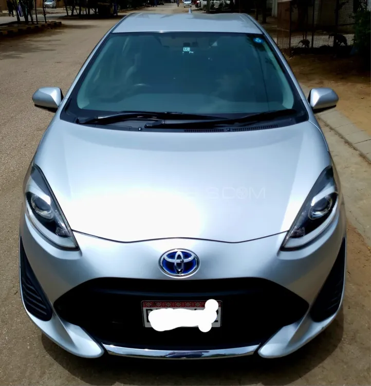 Toyota Aqua 2020 for Sale in Karachi Image-1