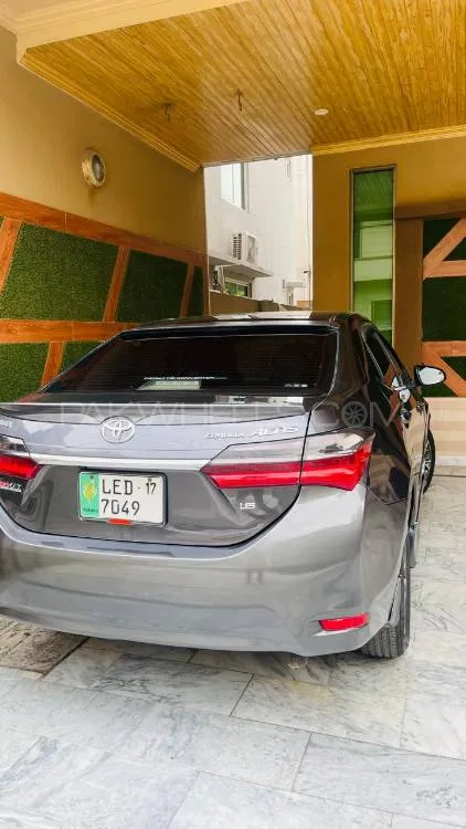 Toyota Corolla 2017 for Sale in Lahore Image-1