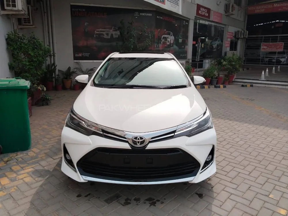 Toyota Corolla 2025 for Sale in Peshawar Image-1