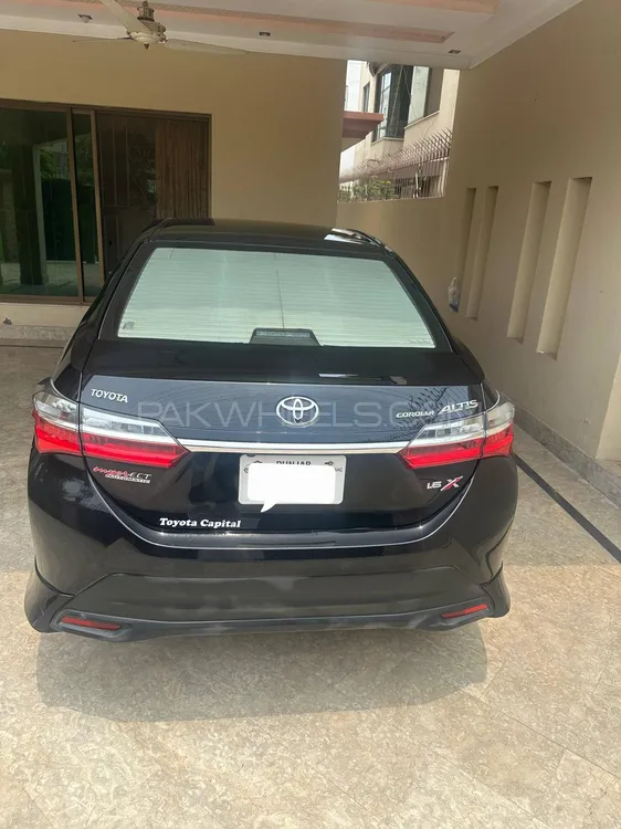 Toyota Corolla 2021 for Sale in Lahore Image-1