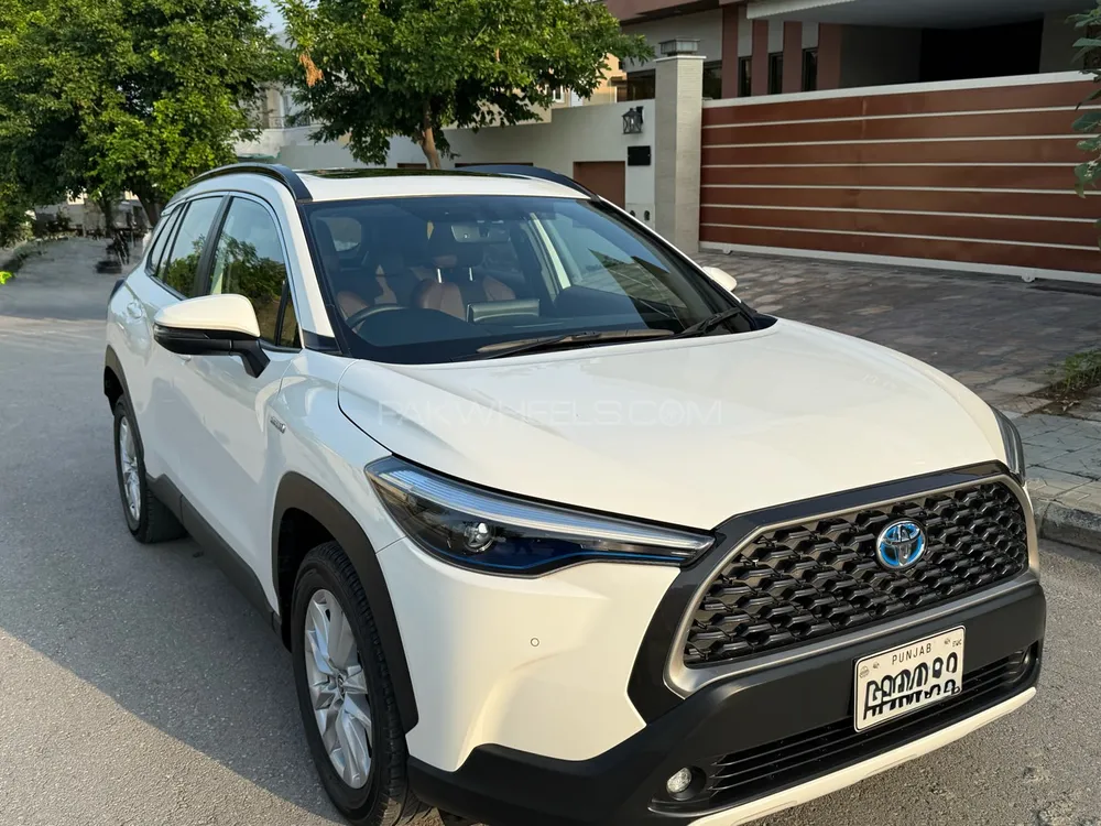 Toyota Corolla Cross 2024 for Sale in Islamabad Image-1