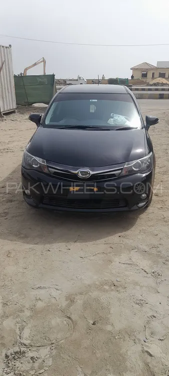 Toyota Corolla Fielder 2014 for Sale in Karachi Image-1