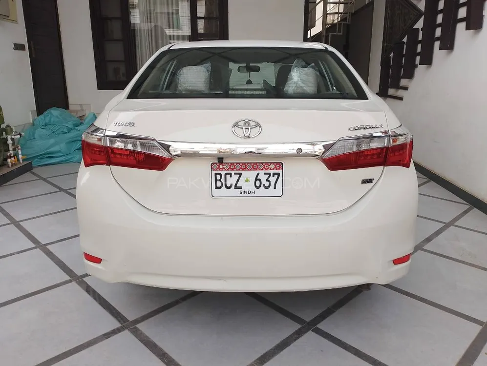 Toyota Corolla 2015 for Sale in Karachi Image-1
