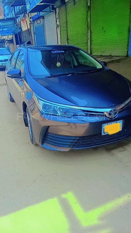 Toyota Corolla 2017 for Sale in Mandi bahauddin Image-1