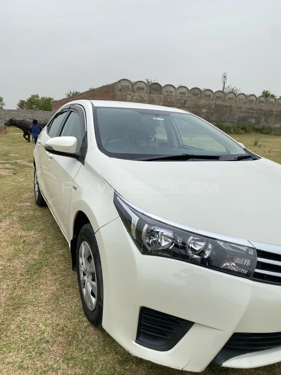 Toyota Corolla 2016 for Sale in Gujrat Image-1