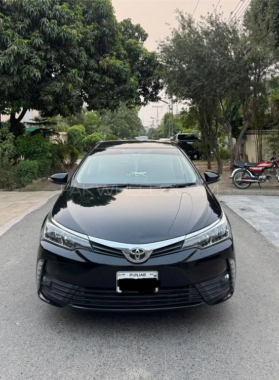 Toyota Corolla 2018 for Sale in Lahore Image-1