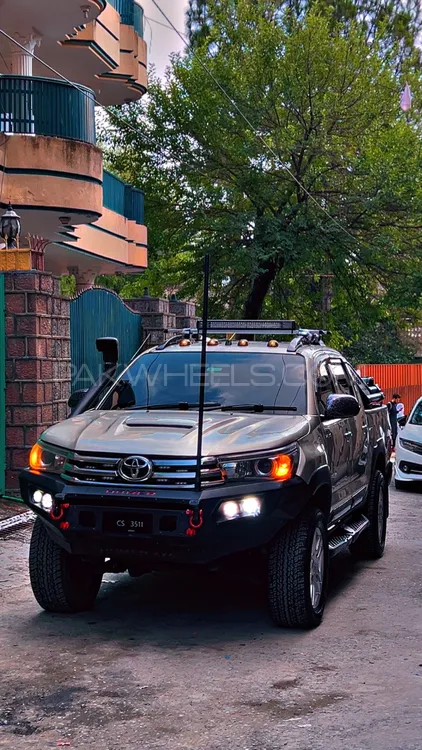 Toyota Hilux 2005 for Sale in Abbottabad Image-1