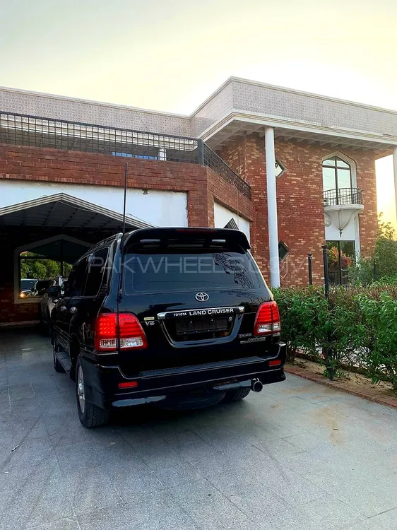 ٹویوٹا لینڈ کروزر 2005 for Sale in دیگر Image-1