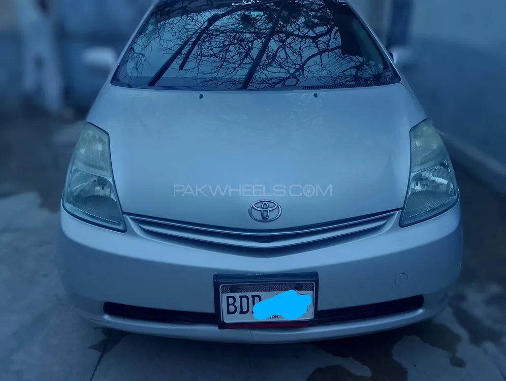 Toyota Prius 2011 for Sale in Karachi Image-1