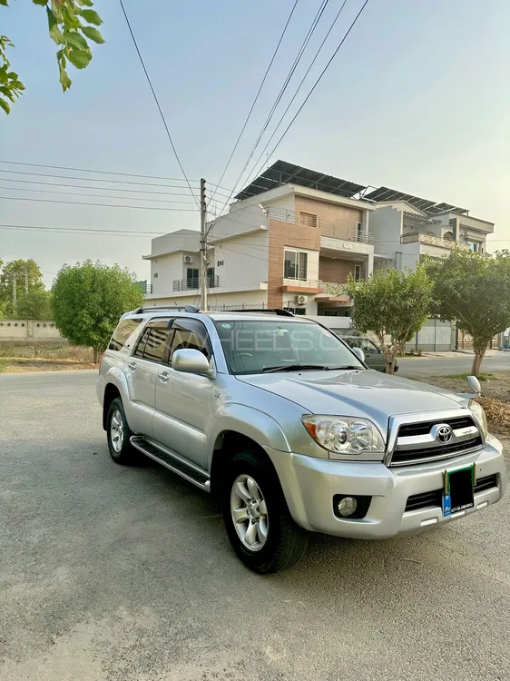 Toyota Surf 2005 for Sale in Bahawalpur Image-1