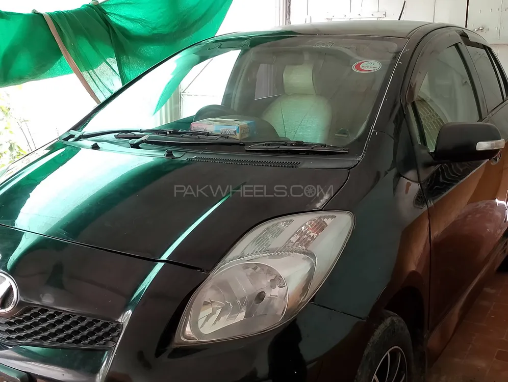 Toyota Vitz 2007 for Sale in Bannu Image-1