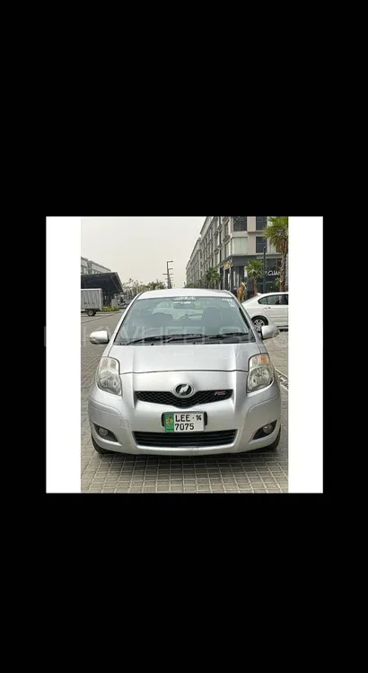 Toyota Vitz 2009 for Sale in Lahore Image-1