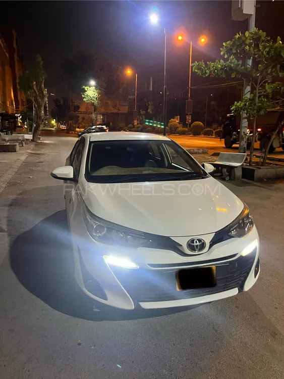 Toyota Yaris Sedan 2020 for Sale in Karachi Image-1