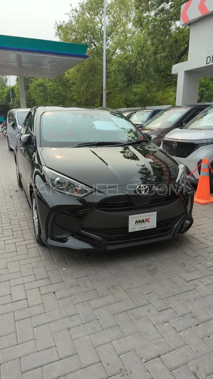 Toyota Yaris Hatchback 2022 for Sale in Sialkot Image-1