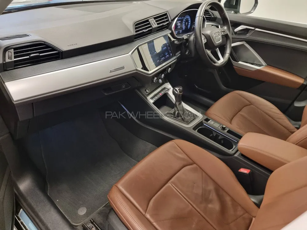 Audi Q3 2020 for Sale in Karachi Audi Q3 2020 for Sale in Karachi Image-6