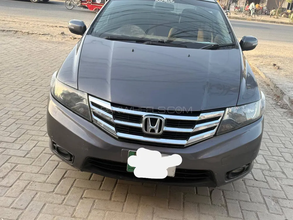 Honda City 2015 for Sale in Burewala Image-1